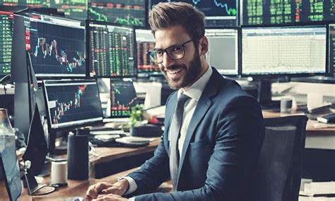 7 Best Stock Brokers for April 2024 .